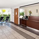 Aparthotel Sejours & Affaires Le Clos Beaumois