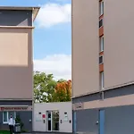 Apart-hotel Sejours & Affaires Le Clos Beaumois 2*