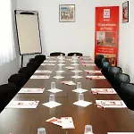 Sejours & Affaires Le Clos Beaumois 2*