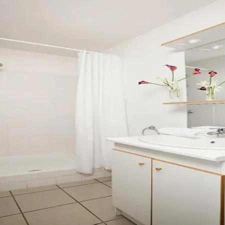 Séjours&affaires Le Clos Beaumois 2* Caen