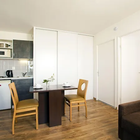 Apart-hotel Sejours & Affaires Le Clos Beaumois