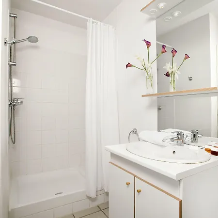 Sejours & Affaires Le Clos Beaumois קאין