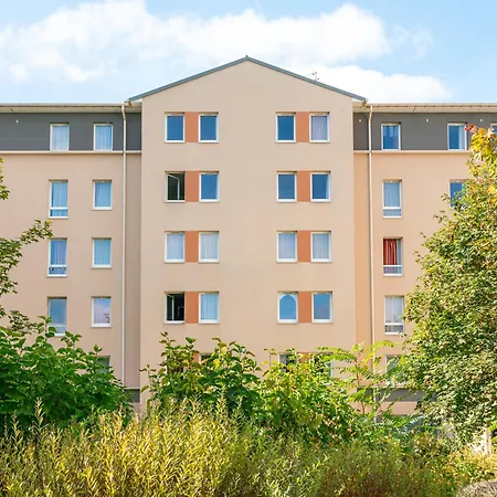 セジュール＆アフェール ル クロ ボーモワ 2* カーン