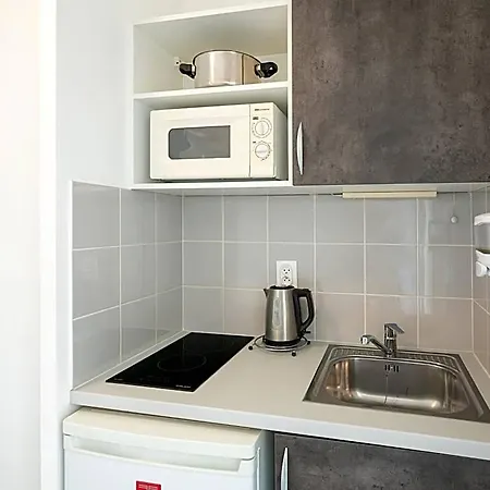 Sejours & Affaires Le Clos Beaumois Апарт-отель 2*