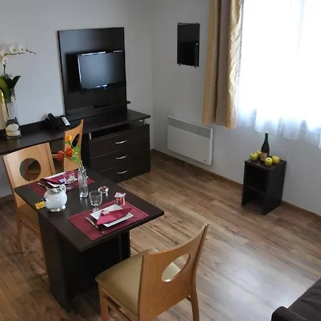 Séjours&affaires Le Clos Beaumois 2* Caen