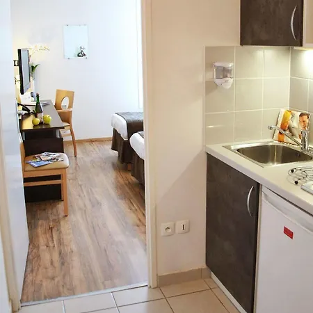 Séjours&affaires Le Clos Beaumois Appart hôtel 2*