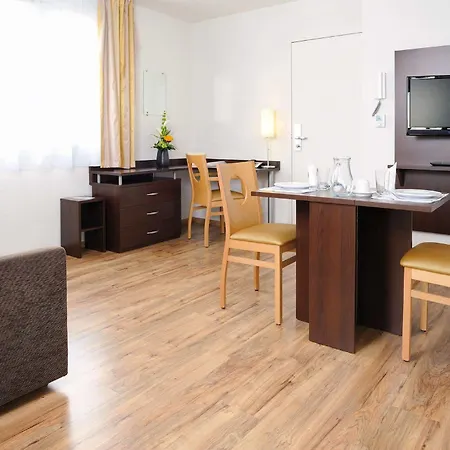 Appart hôtel Séjours&affaires Le Clos Beaumois Caen
