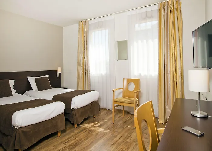 Sejours & Affaires Le Clos Beaumois Aparthotel