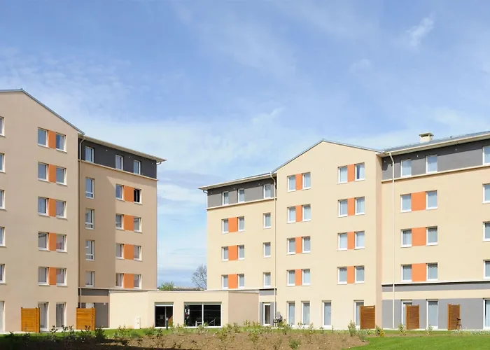 Aparthotel Sejours & Affaires Le Clos Beaumois