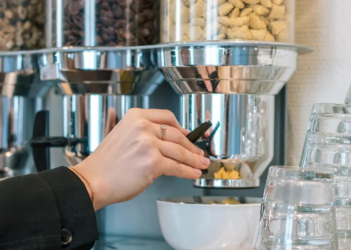 Sejours & Affaires Le Clos Beaumois 2*