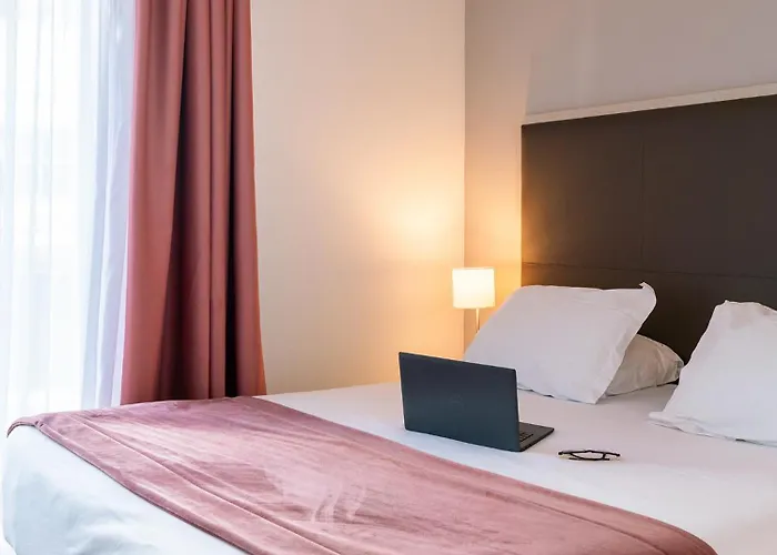 Sejours & Affaires Le Clos Beaumois 2* Caen