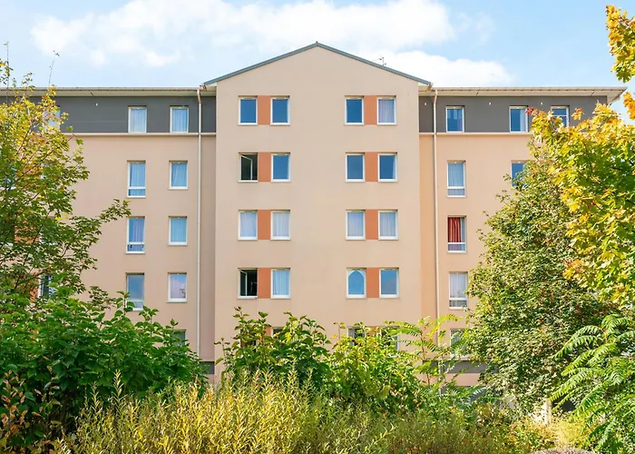 Sejours & Affaires Le Clos Beaumois 2* Caen